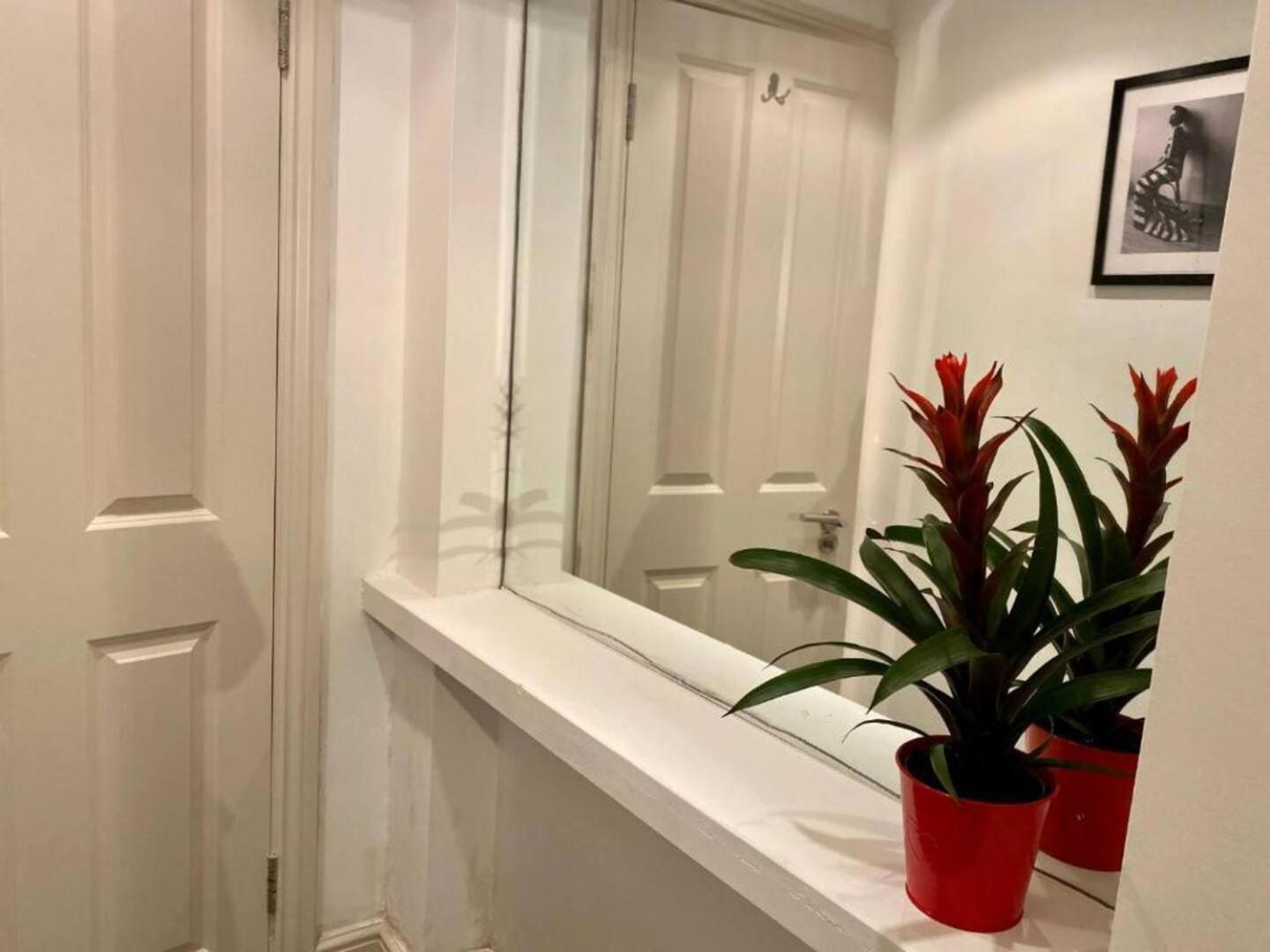 Niru Experience Hidden Gem In Chelsea 2Bd 2Ba Apartment Londra Exterior foto